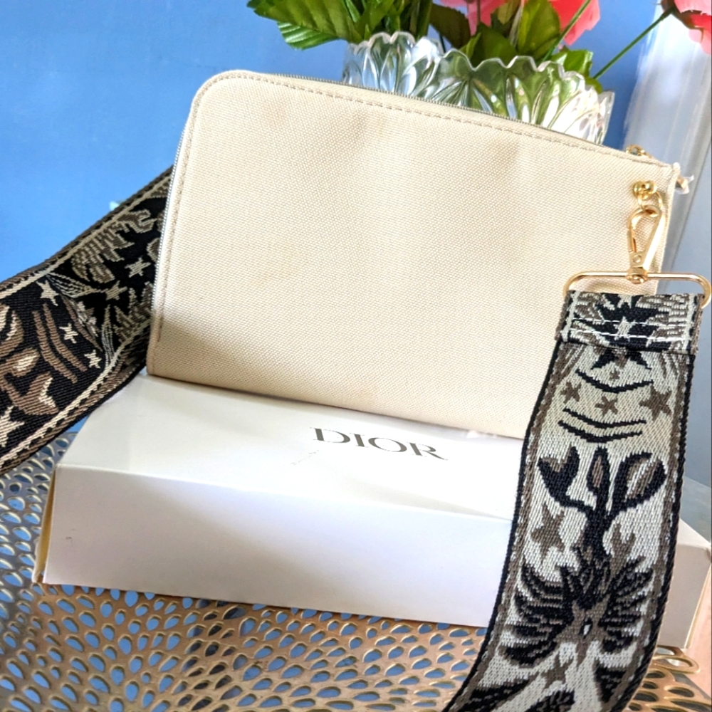 Dior pouch - Picture 6 of 13